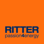 Logo der Firma Starkstrom Ritter, Orangenes Quadrat, blauer Schriftzug Ritter passion4energy